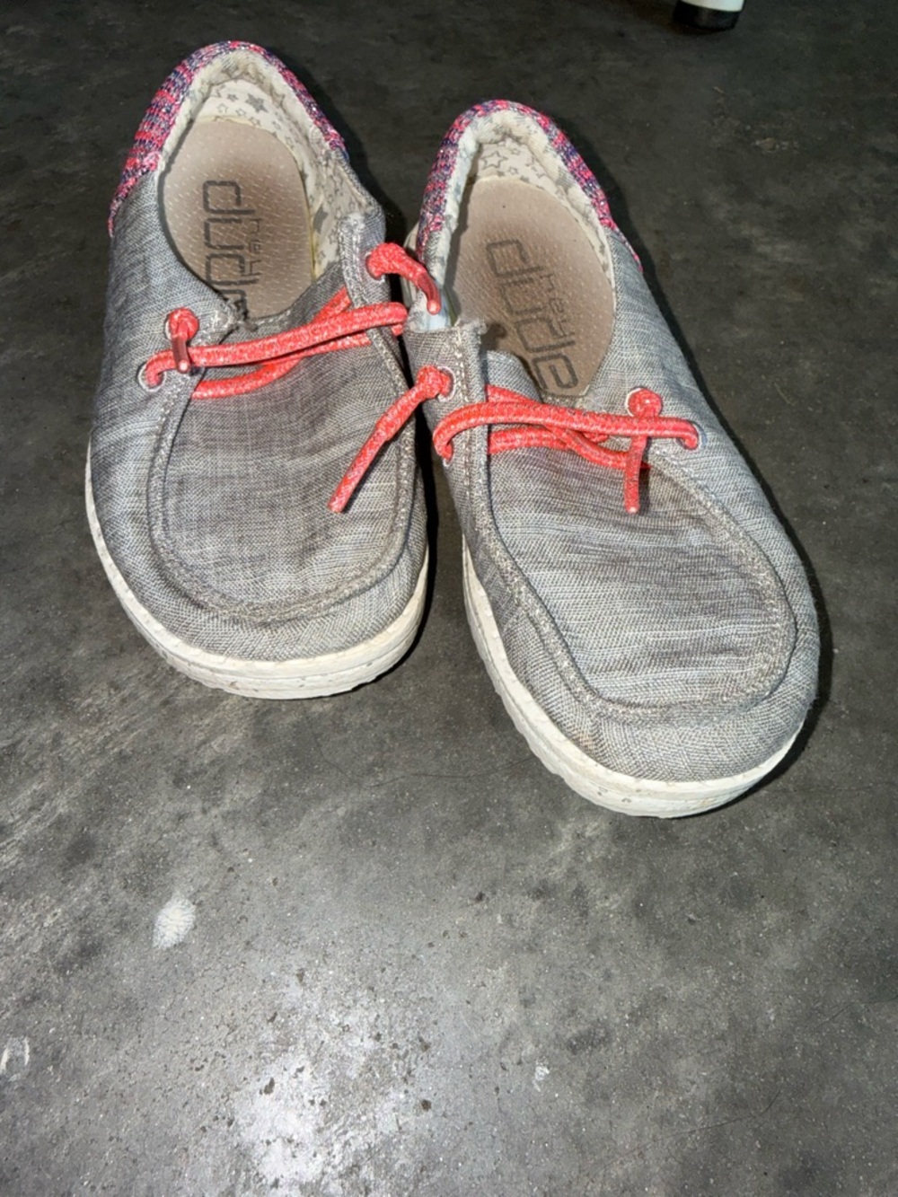 Hey dudes Gray with Coral Accents